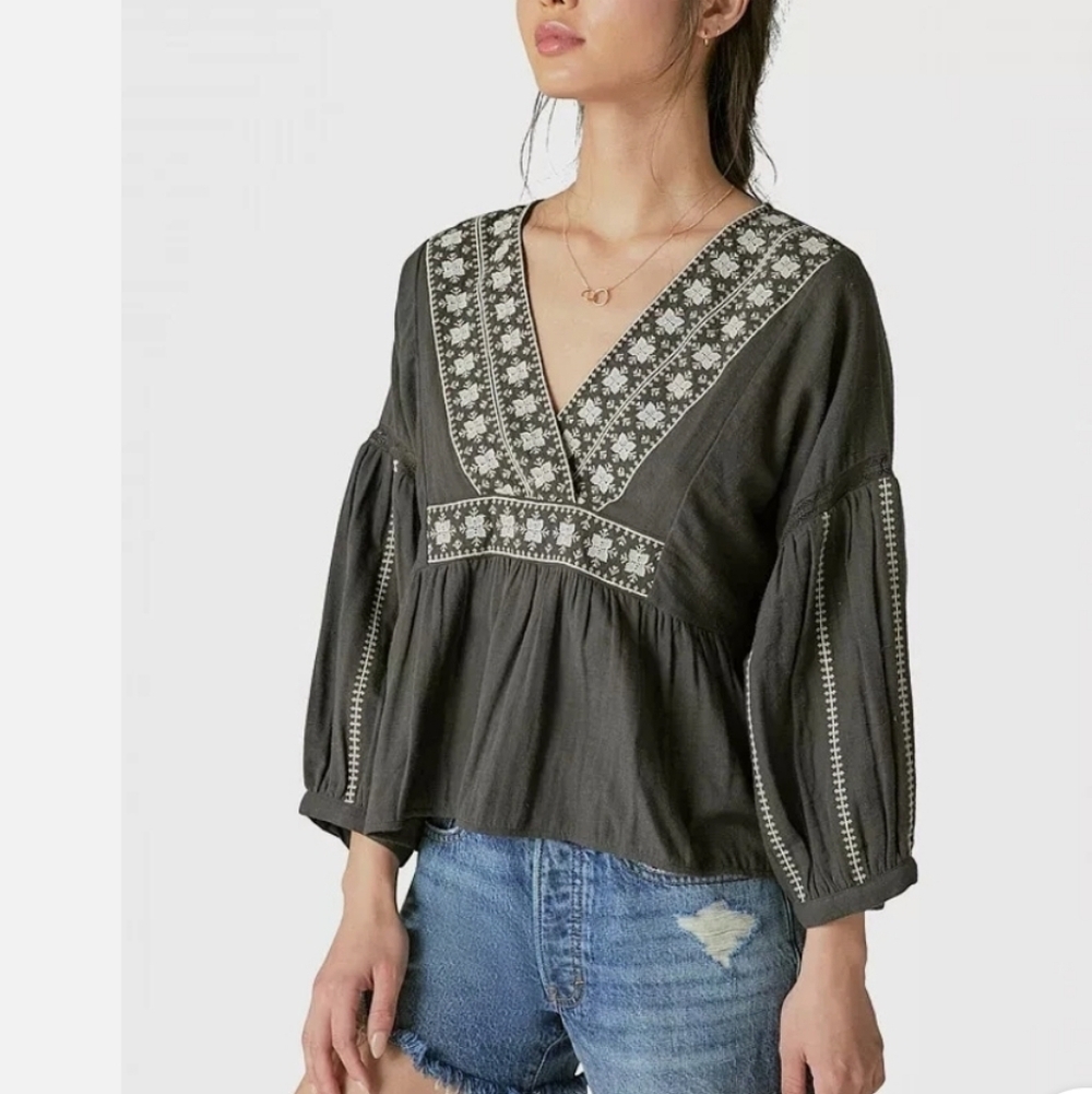 Lucky Brand Embroidered Cotton Peasant Blouse Boho V-Neck Balloon Sleeve Size M. - Picture 16 of 16